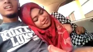 ABG Jilbab Dipaksa Minta Jatah Mulut Atau Putus