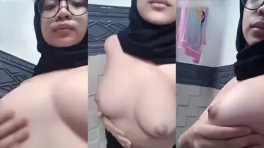 Cewek perawan pamer tubuh nakal banget